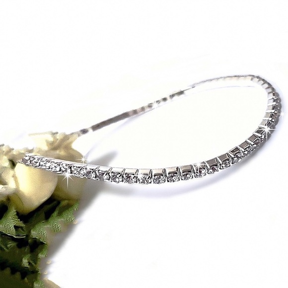 ADD TO BUNDLE! Anklet 1-Layer Crystal Stretch - Picture 2 of 6